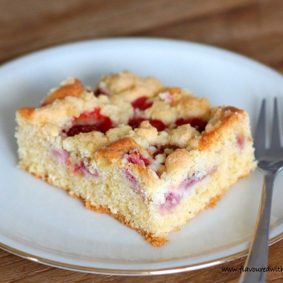 Rezeptbild: Erdbeer-Streuselkuchen
