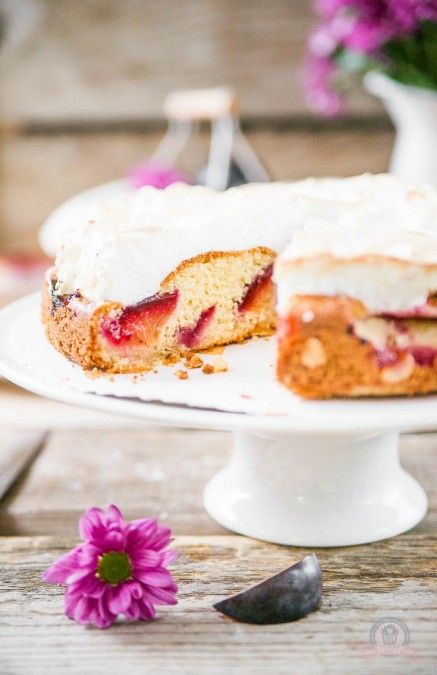 Rezeptbild: Pflaumenkuchen mit Baiserhaube