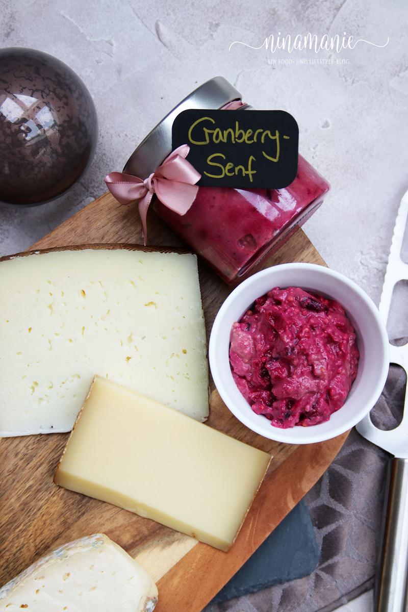 Rezeptbild: selbst gemachter Cranberry-Senf