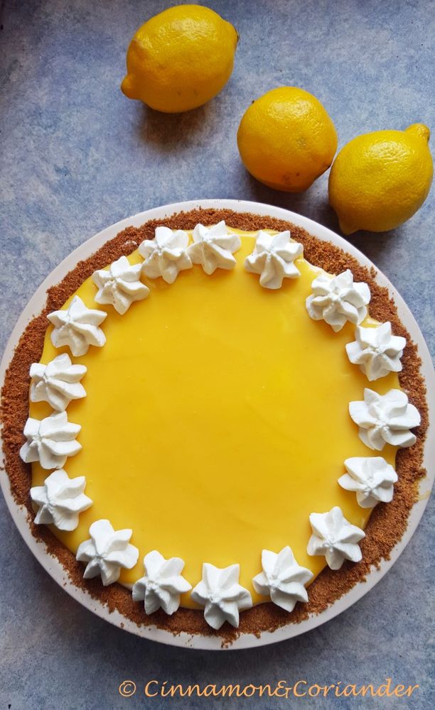 Rezeptbild: Lemon Curd Mousse Pie 