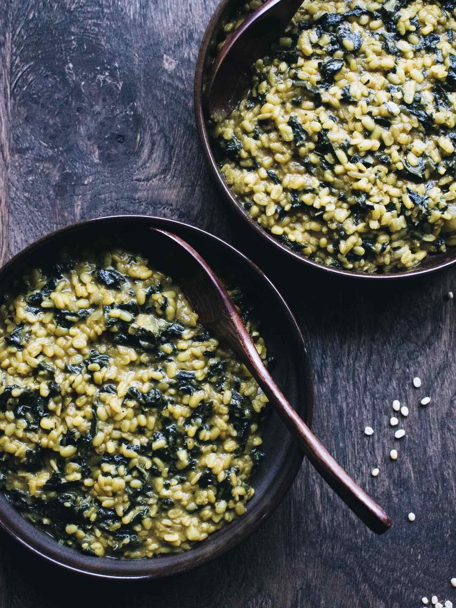 Rezeptbild: VEGANES MUNGDAL MIT PALMKOHL