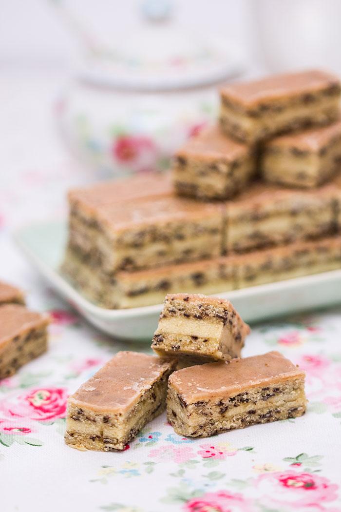 Rezeptbild: Helenenschnitten mit Marzipan