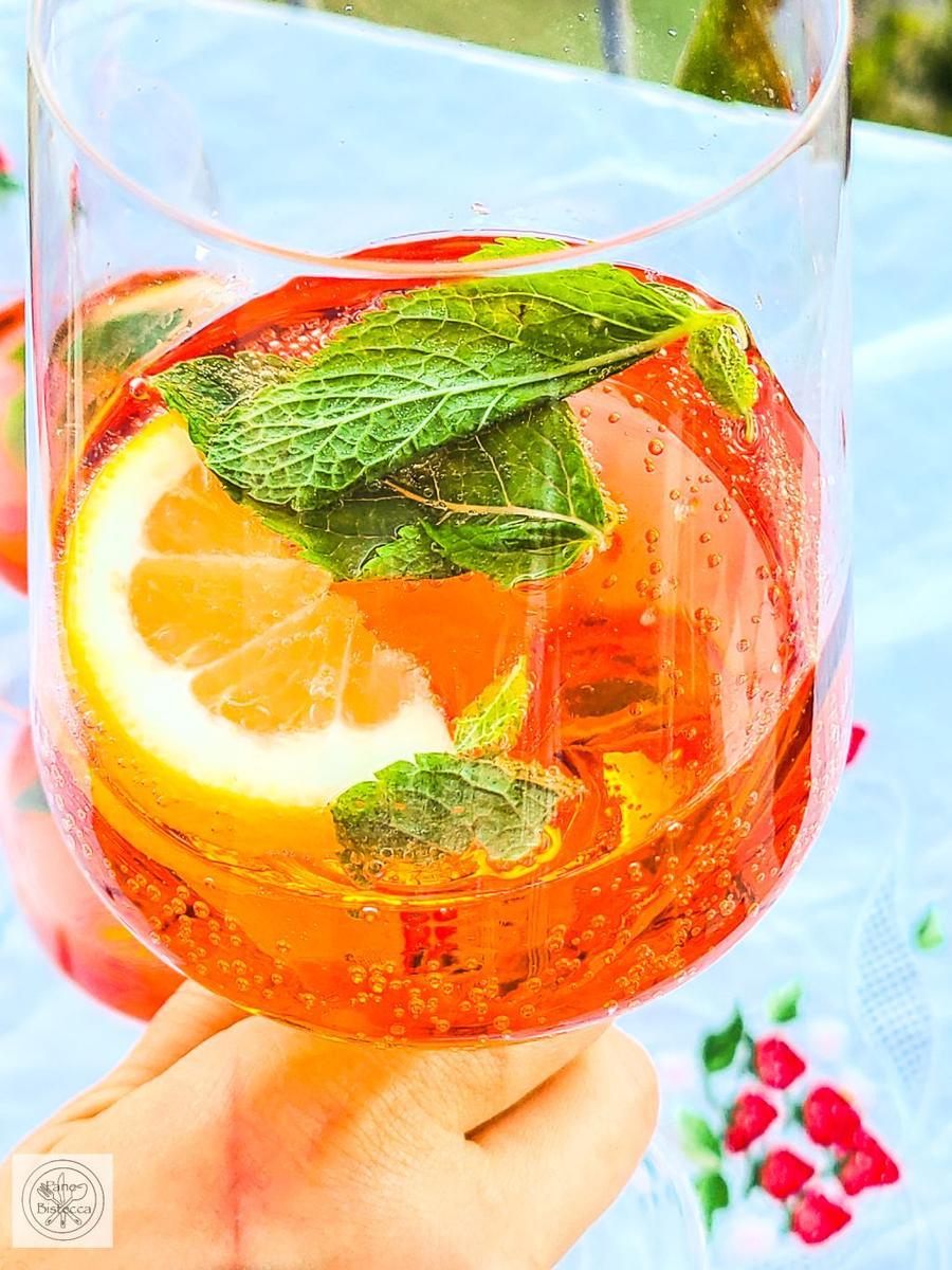 Rezeptbild: Aperitivo Rose und Aperol