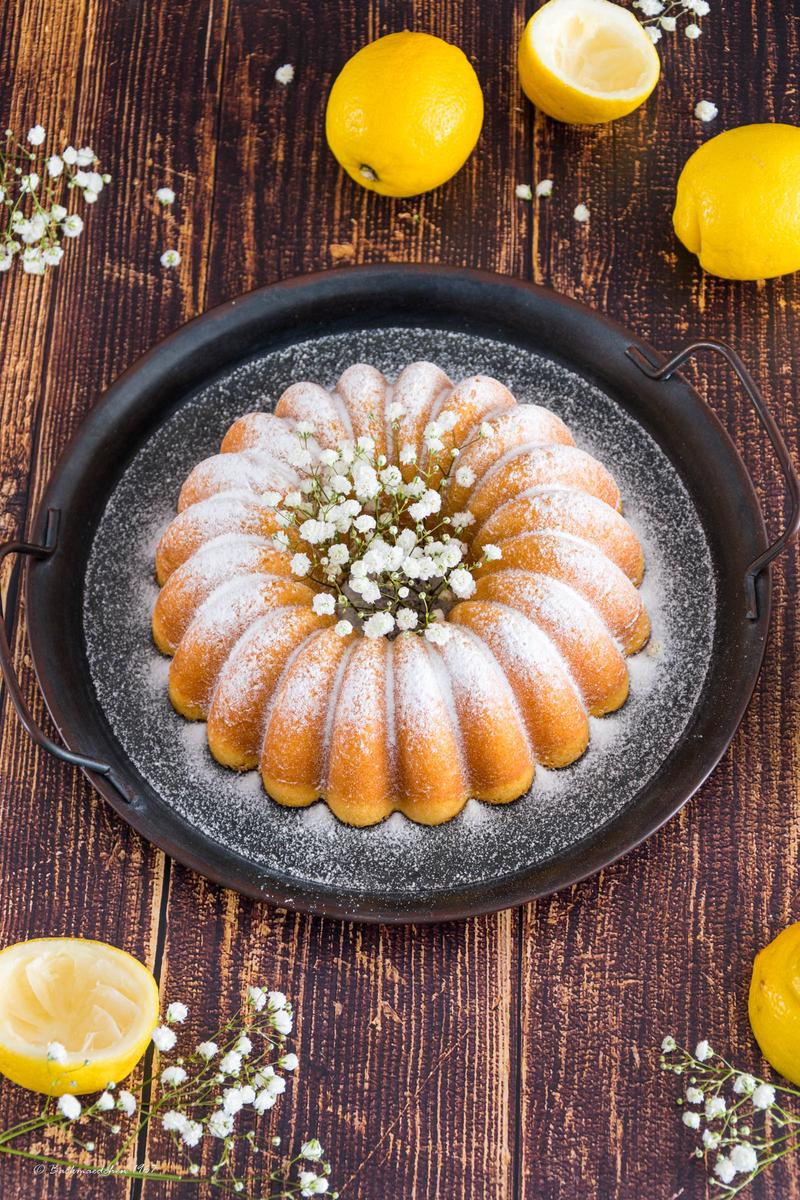 Rezeptbild: Zitronen-Biskuit Gugelhupf