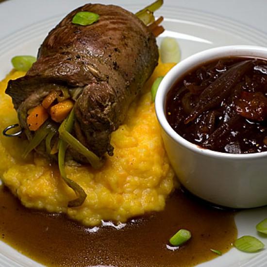 Rezeptbild: Asiatische Entenrouladen mit Feigen-Cassis-Chutney und Kartoffel-Karotten-Ingwer-Püree