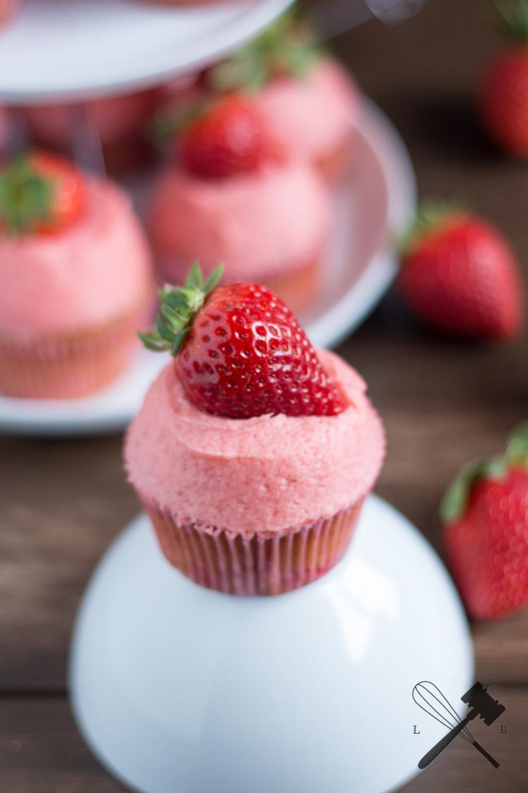 Rezeptbild: Erdbeer Cupcakes