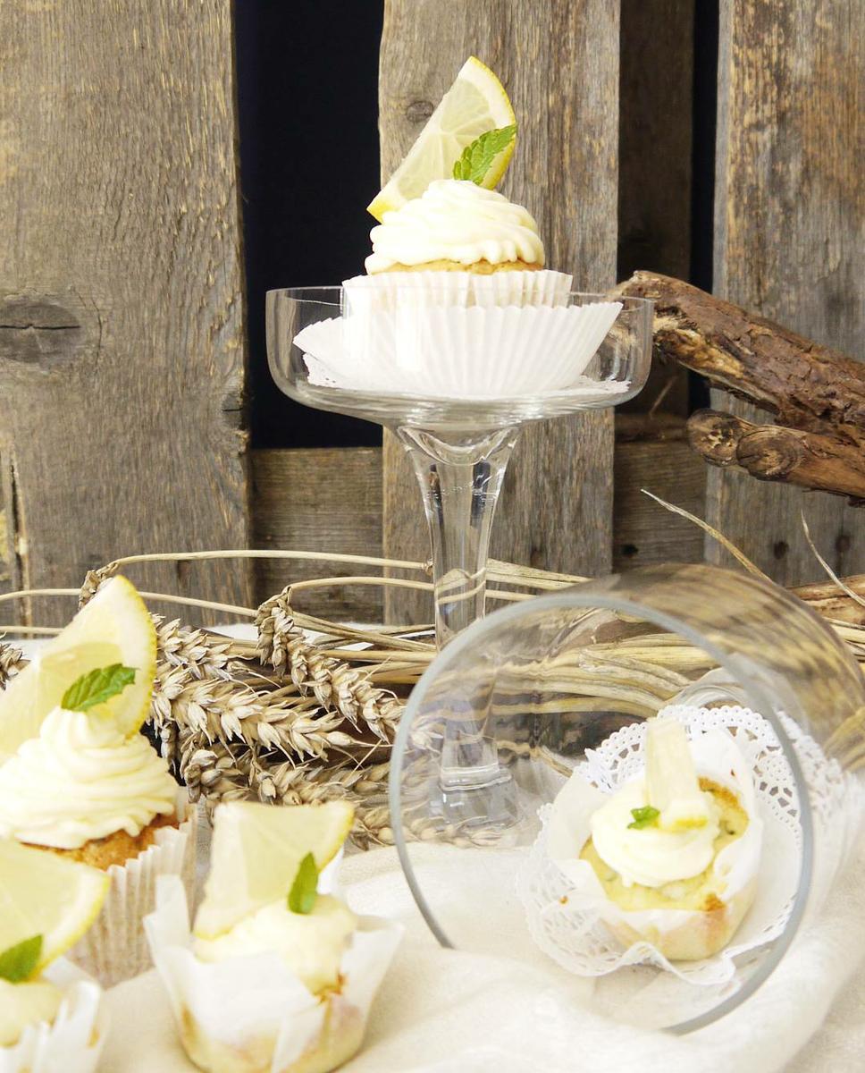 Rezeptbild: Zucchini-Zitrone Cupcakes, mit Mascarpone-Frosting
