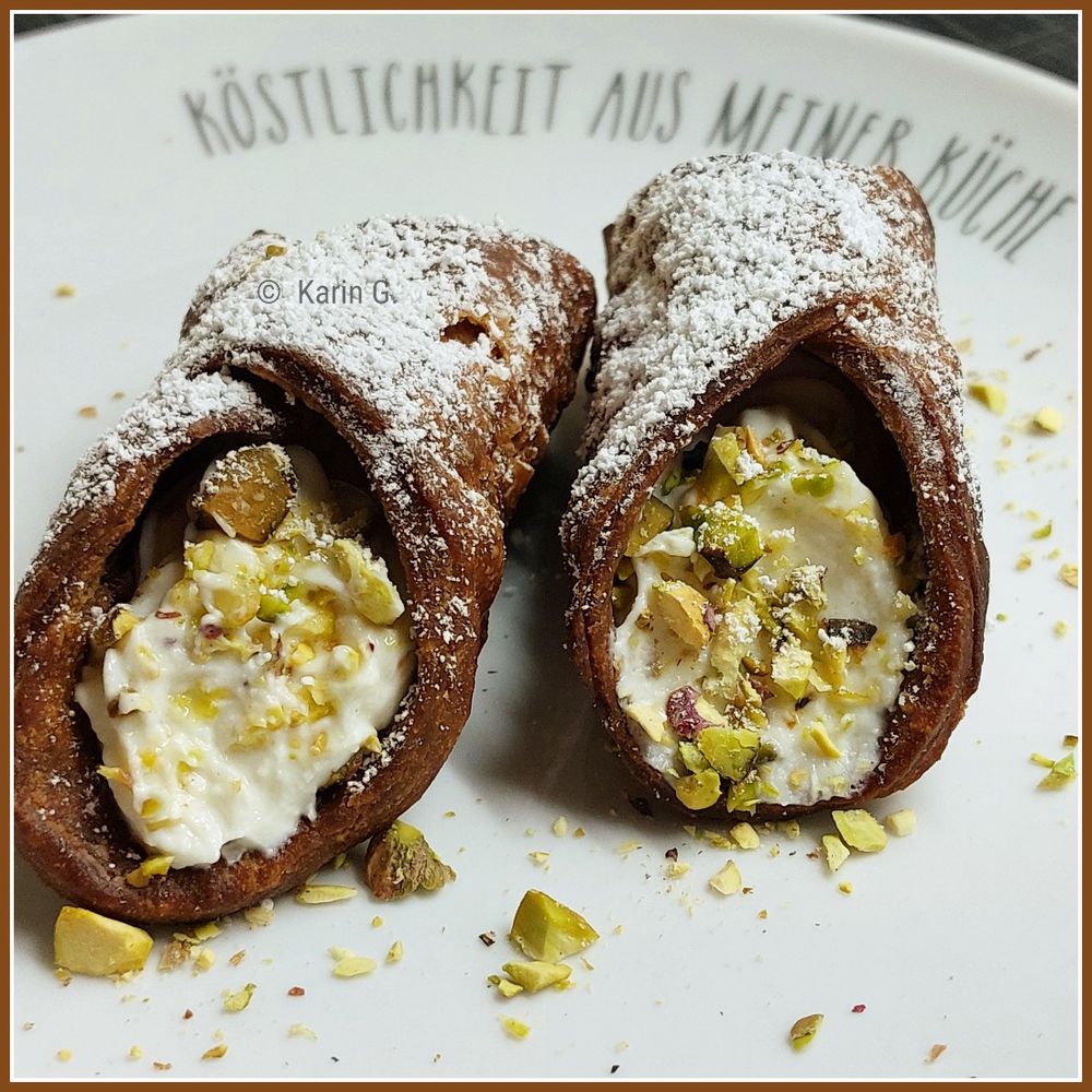 Rezeptbild: Cannoli mit Pistazien