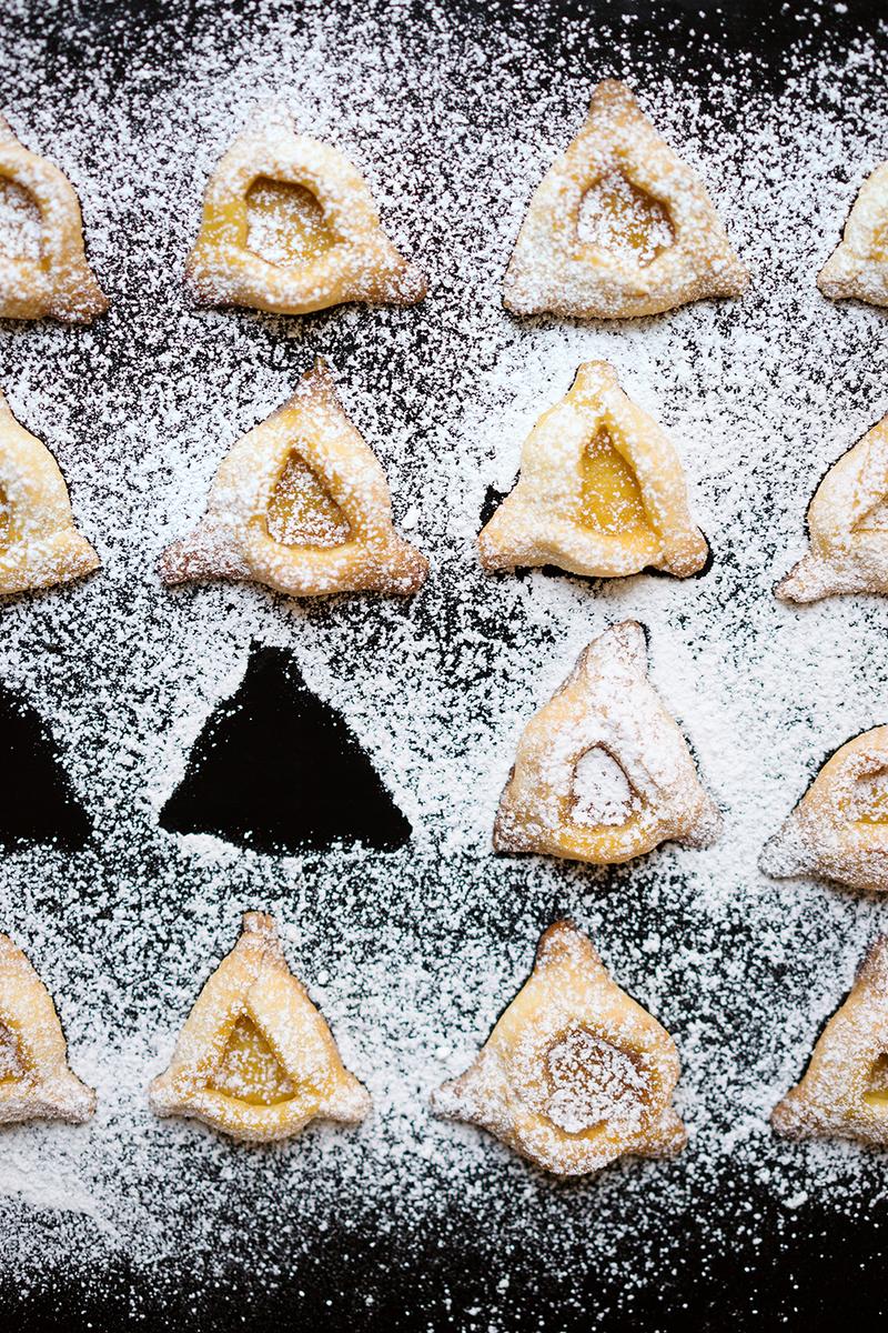 Rezeptbild: Hamantaschen mit Tahin und Lemon Curd