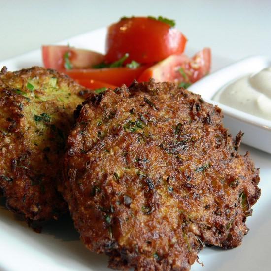 Rezeptbild: Zucchini-Feta-Fritters