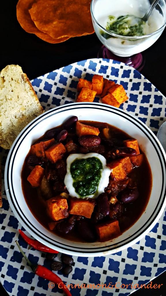 Rezeptbild: Vegetarisches Süßkartoffel Chili mit Bohnen