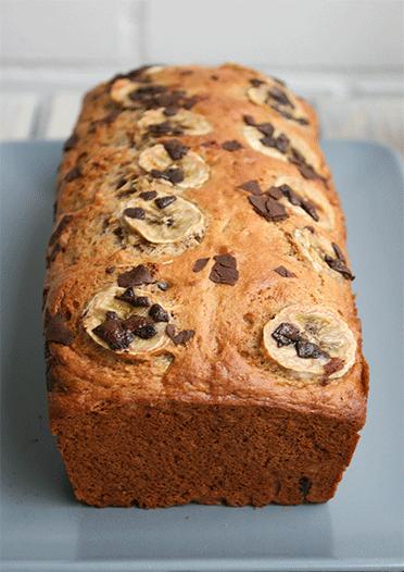 Rezeptbild: Bananenbrot mit Schokolade und Walnüssen