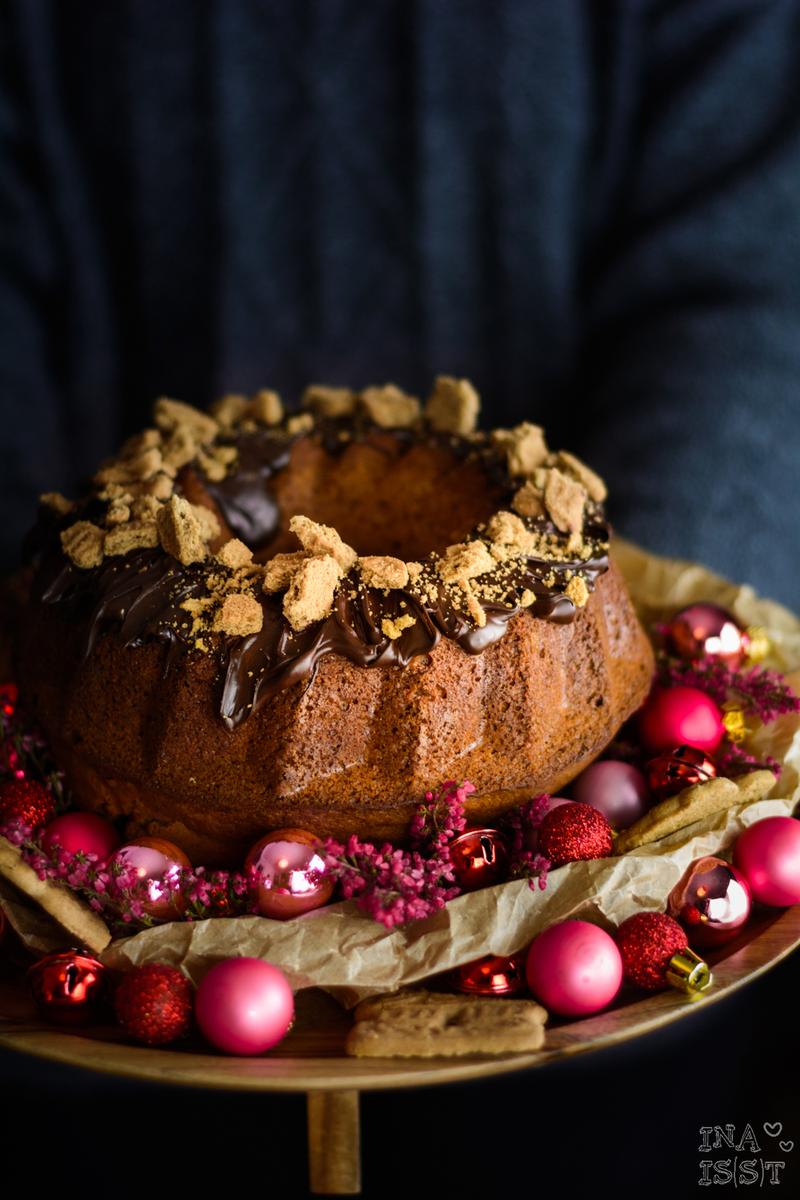 Rezeptbild: Weihnachtlicher Spekulatius-Gugelhupf