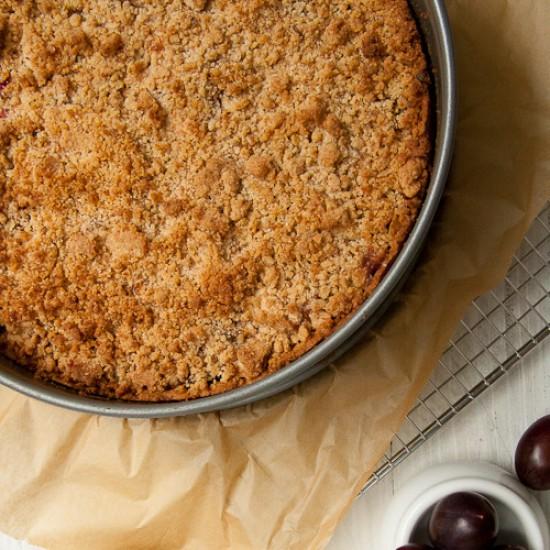 Rezeptbild: Haselnuss-Pflaumen-Streuselkuchen