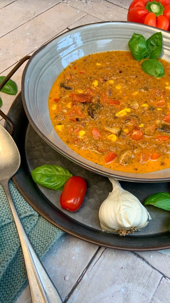 Rezeptbild: Pizzasuppe low carb in 3 leckeren Varianten