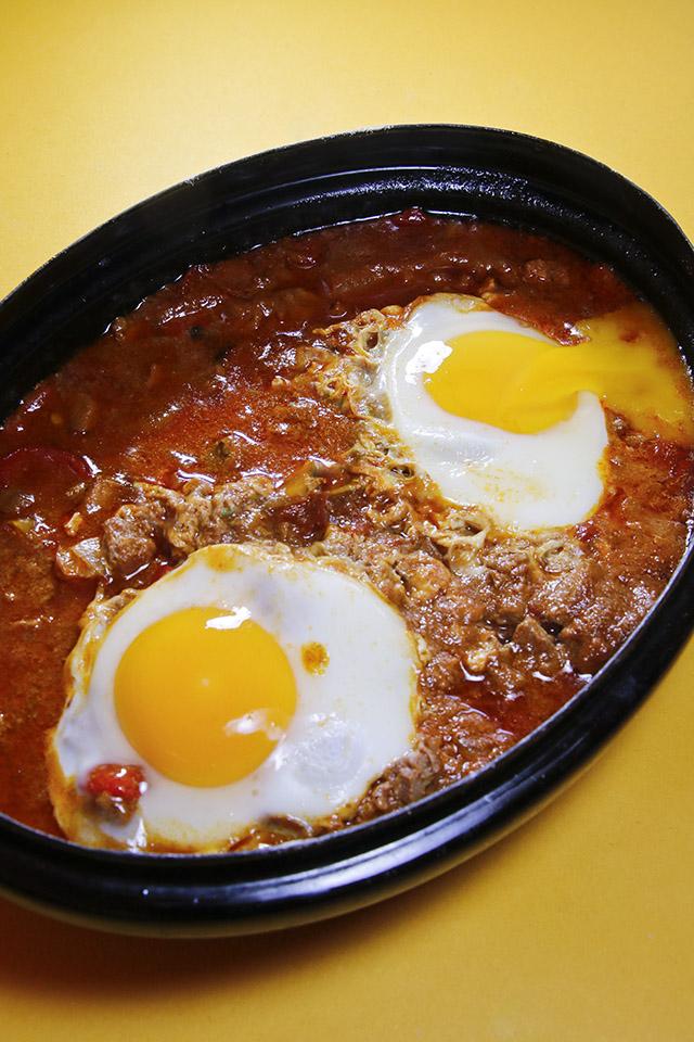 Rezeptbild: Shakshuka mit Hirschkalb