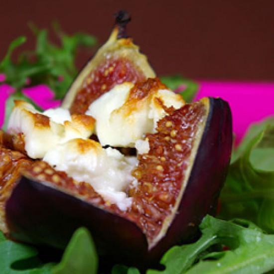 Rezeptbild: Feigen mit Ziegenkäse überbacken