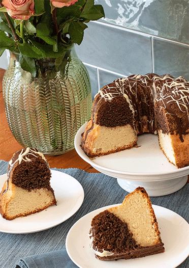 Rezeptbild: Mandel-Gugelhupf „black & white“