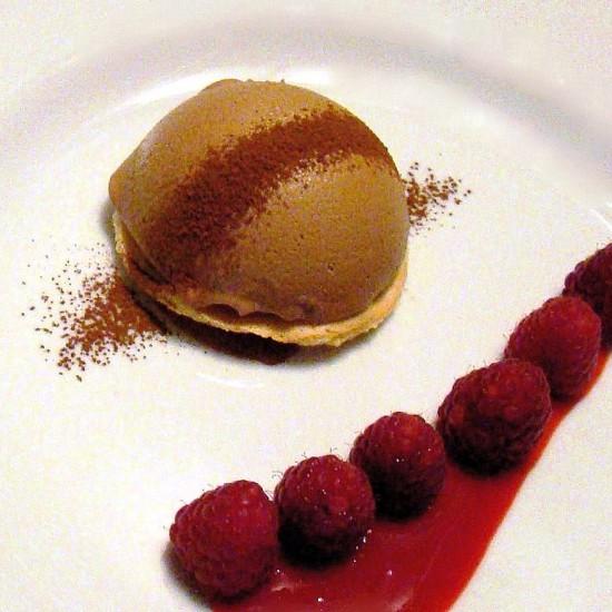 Rezeptbild: Symbiose aus Himbeeren und Schokolade