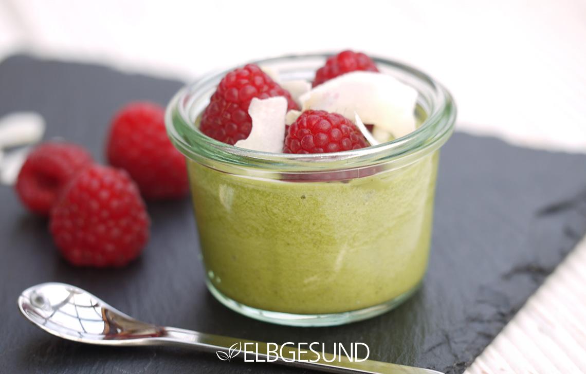 Rezeptbild: Feines Chia-Mousse mit Kokosflair