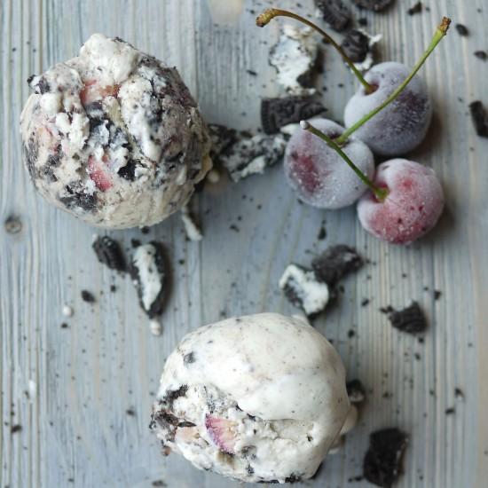 Rezeptbild: Oreo-Kirsch-Eis