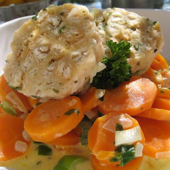 Rezeptbild: Semmelknödel mit Rahm-Möhren