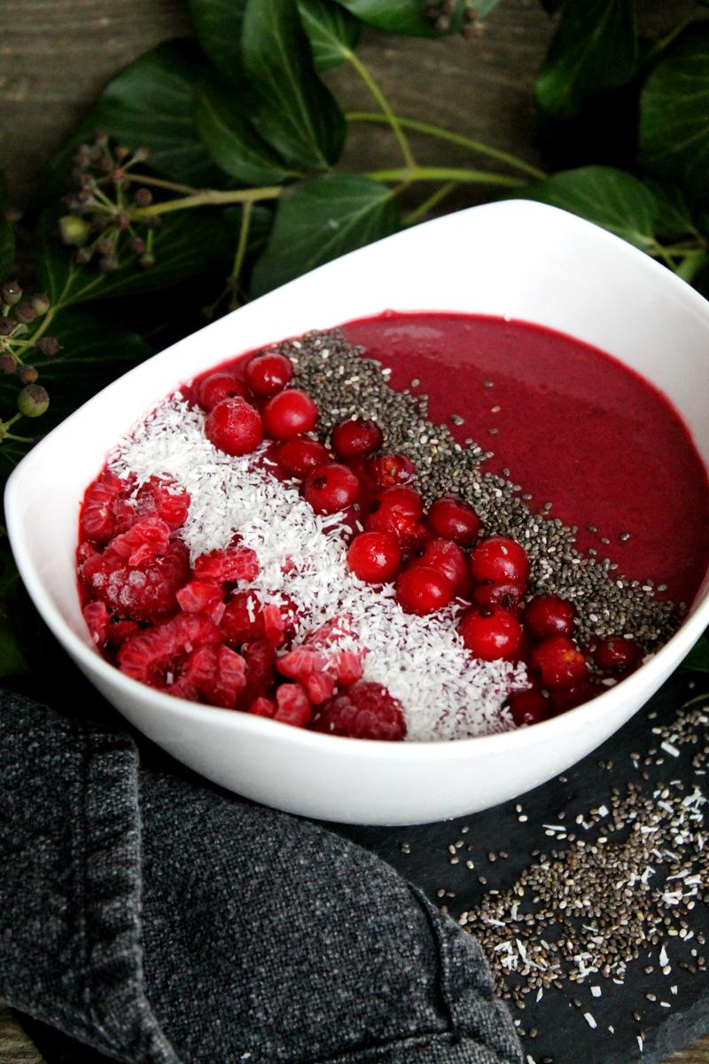 Rezeptbild: Frozen Berry Smoothie Bowl