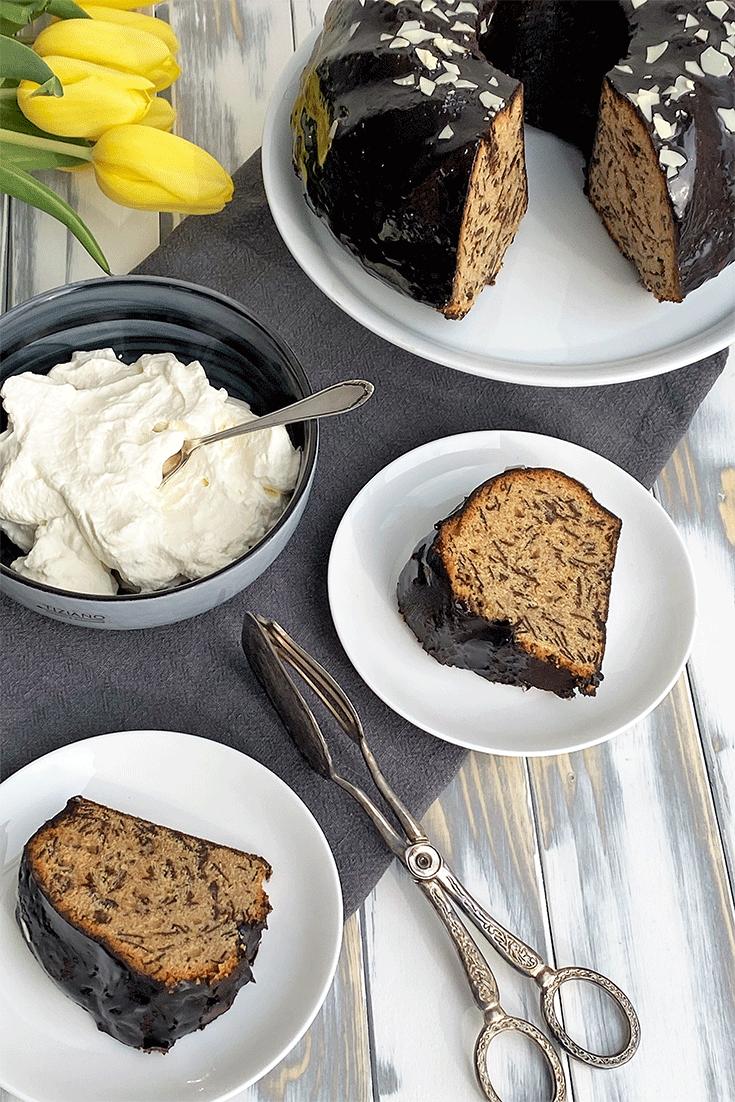Rezeptbild: Kaffee-Schokoladen-Gugelhupf mit Marzipan