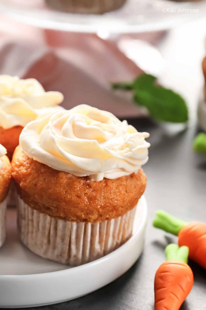 Rezeptbild: Karottenmuffins mit Quark Frosting